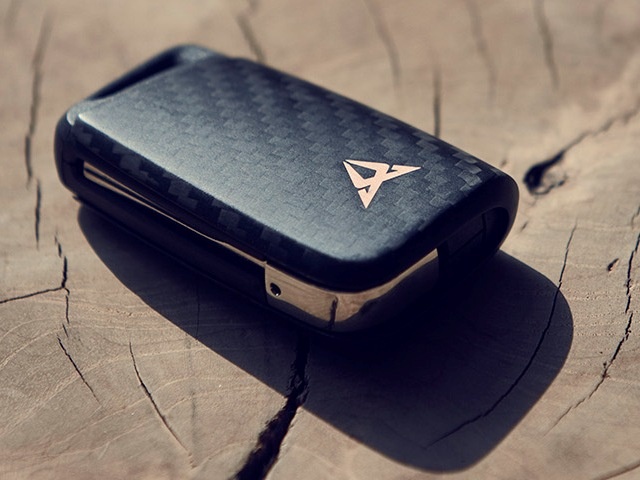 Coque de clé en fibre de carbone