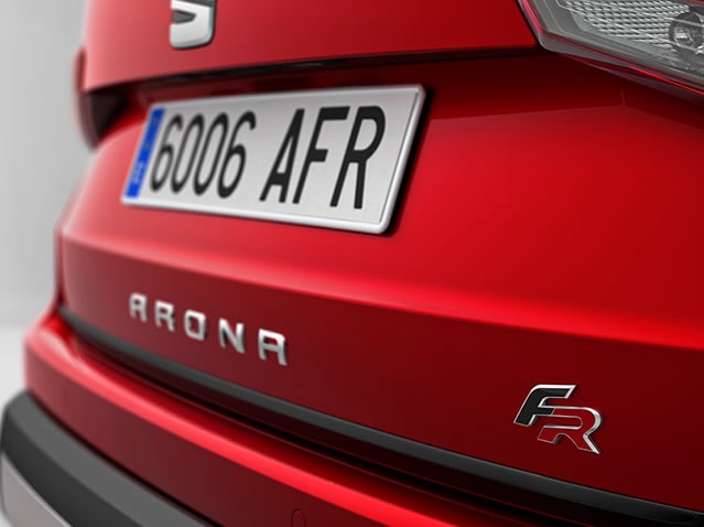 Moulure hayon (Noir piano)