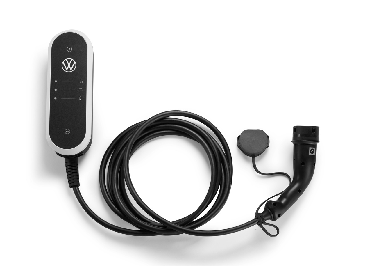 Chargeur universel Triphasé 16A