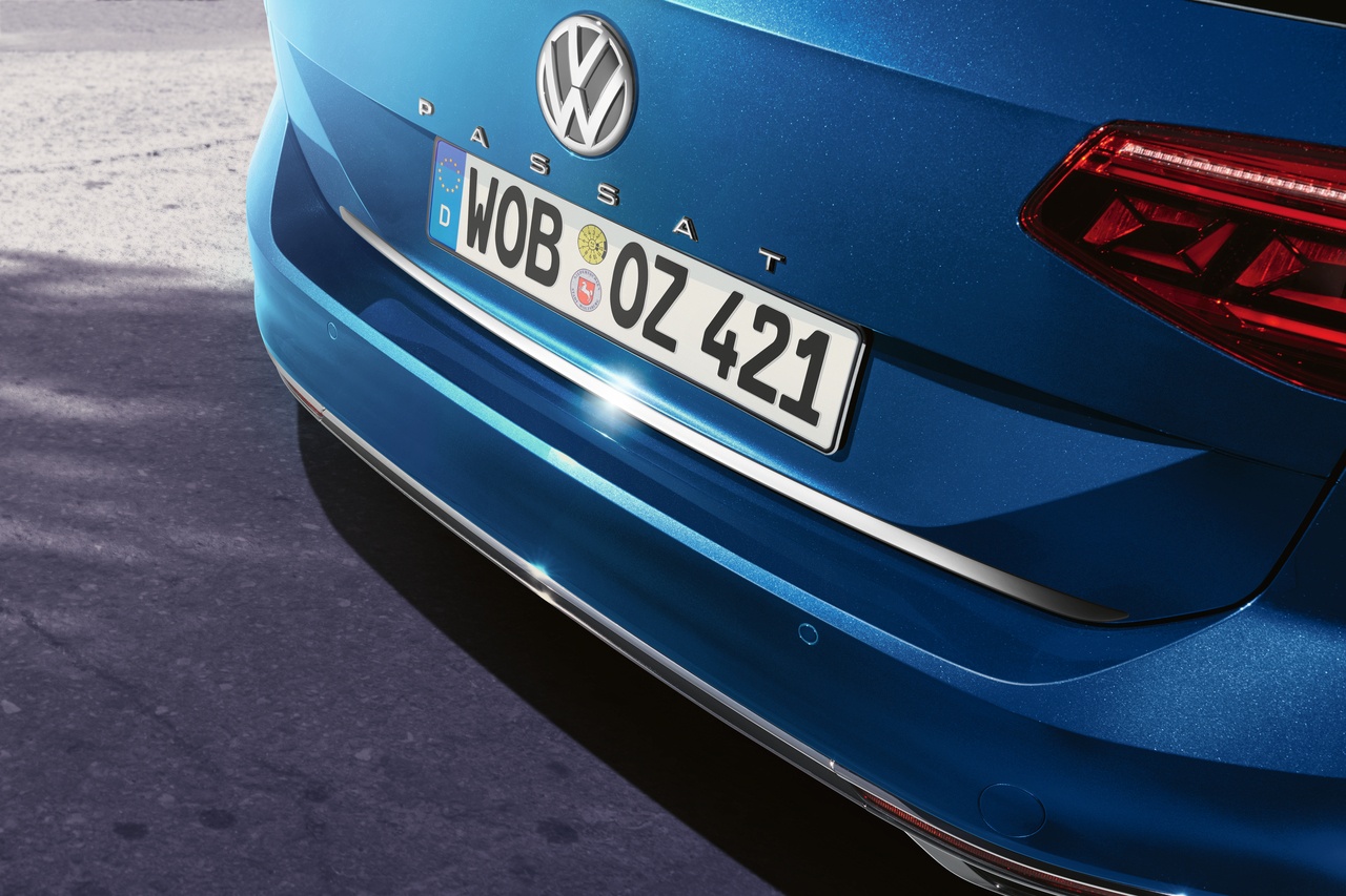 Baguette pour hayon chromée pour Passat SW