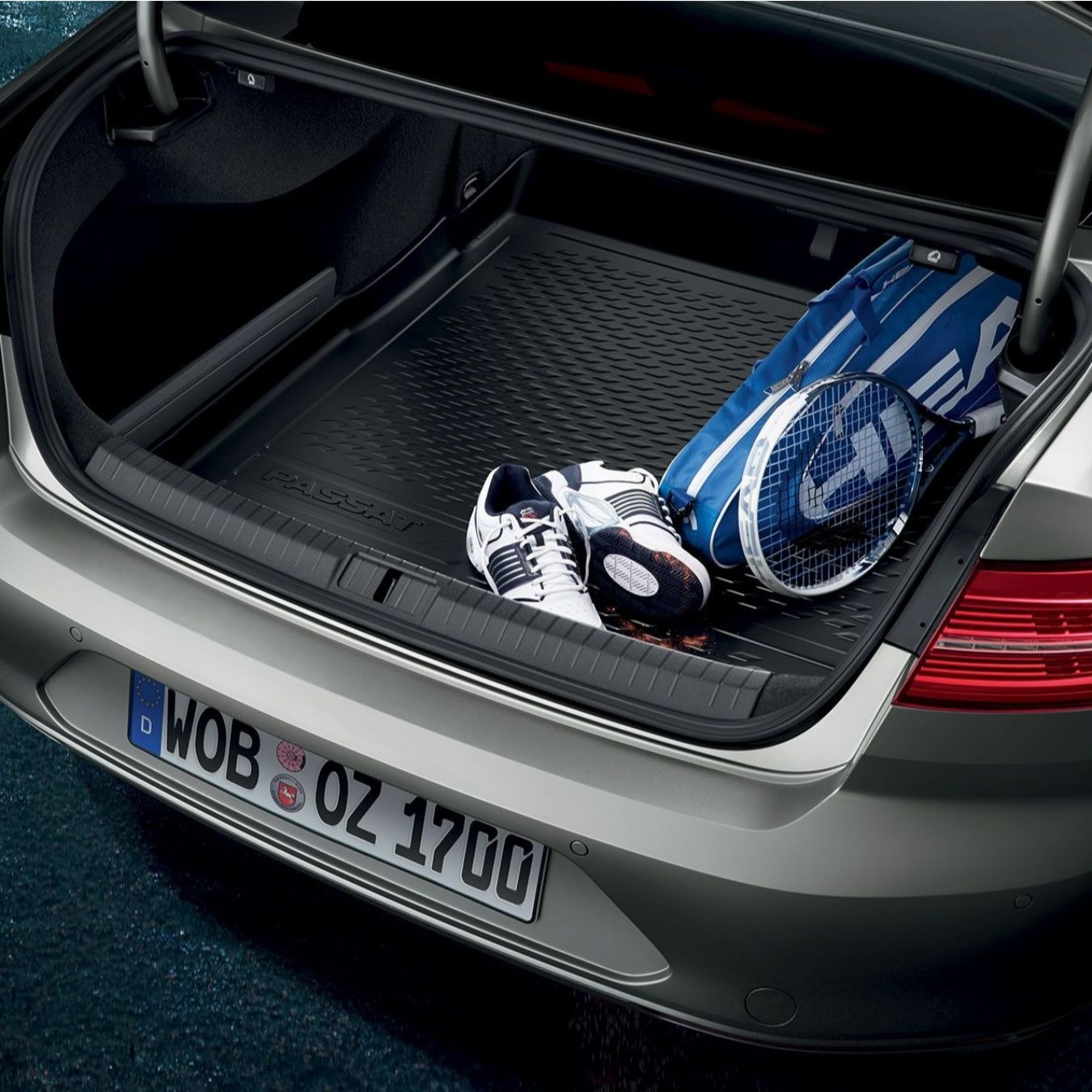 Tapis de coffre rigide pour Passat Berline