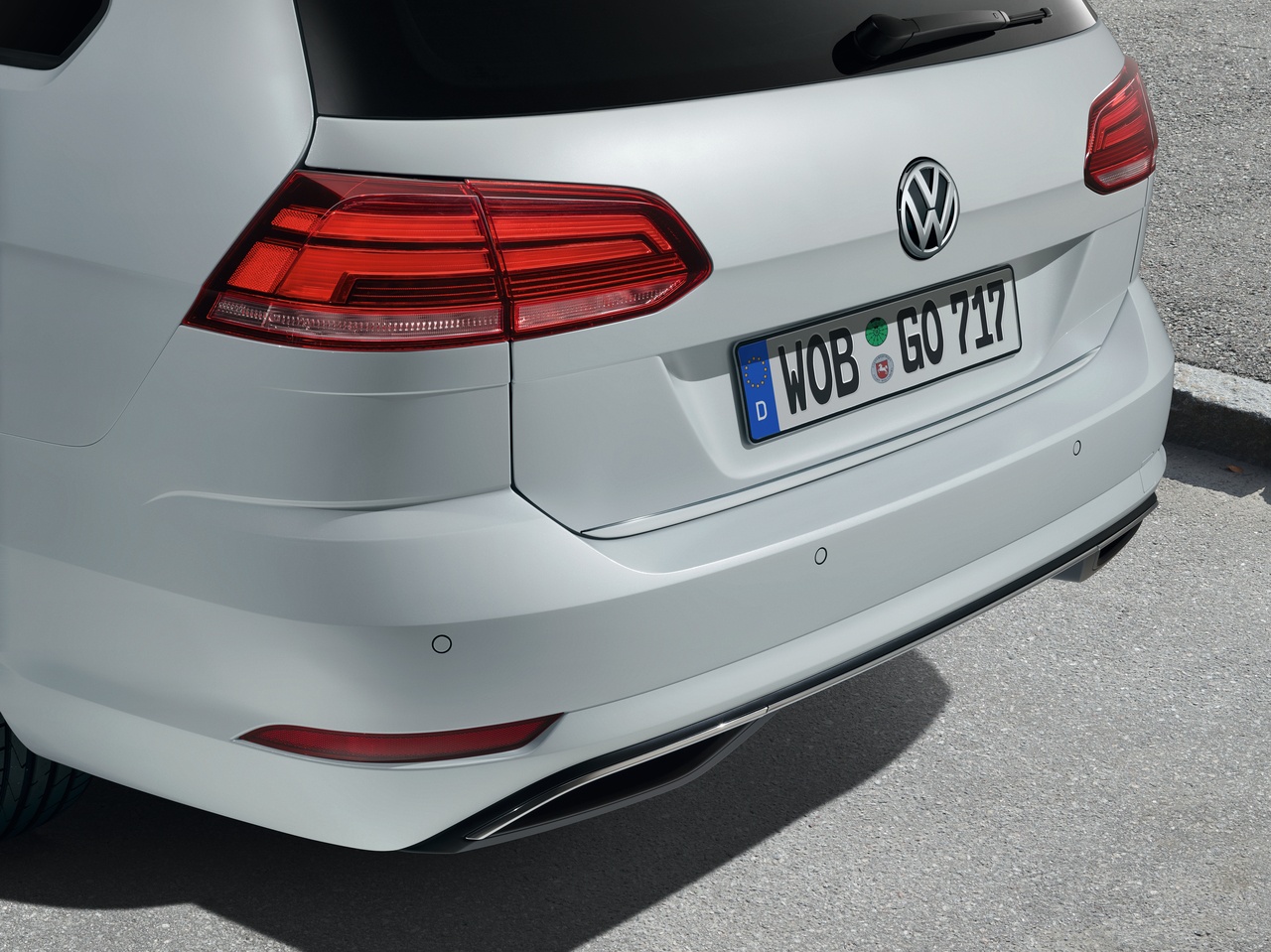 Baguette pour hayon chromée pour Golf SW