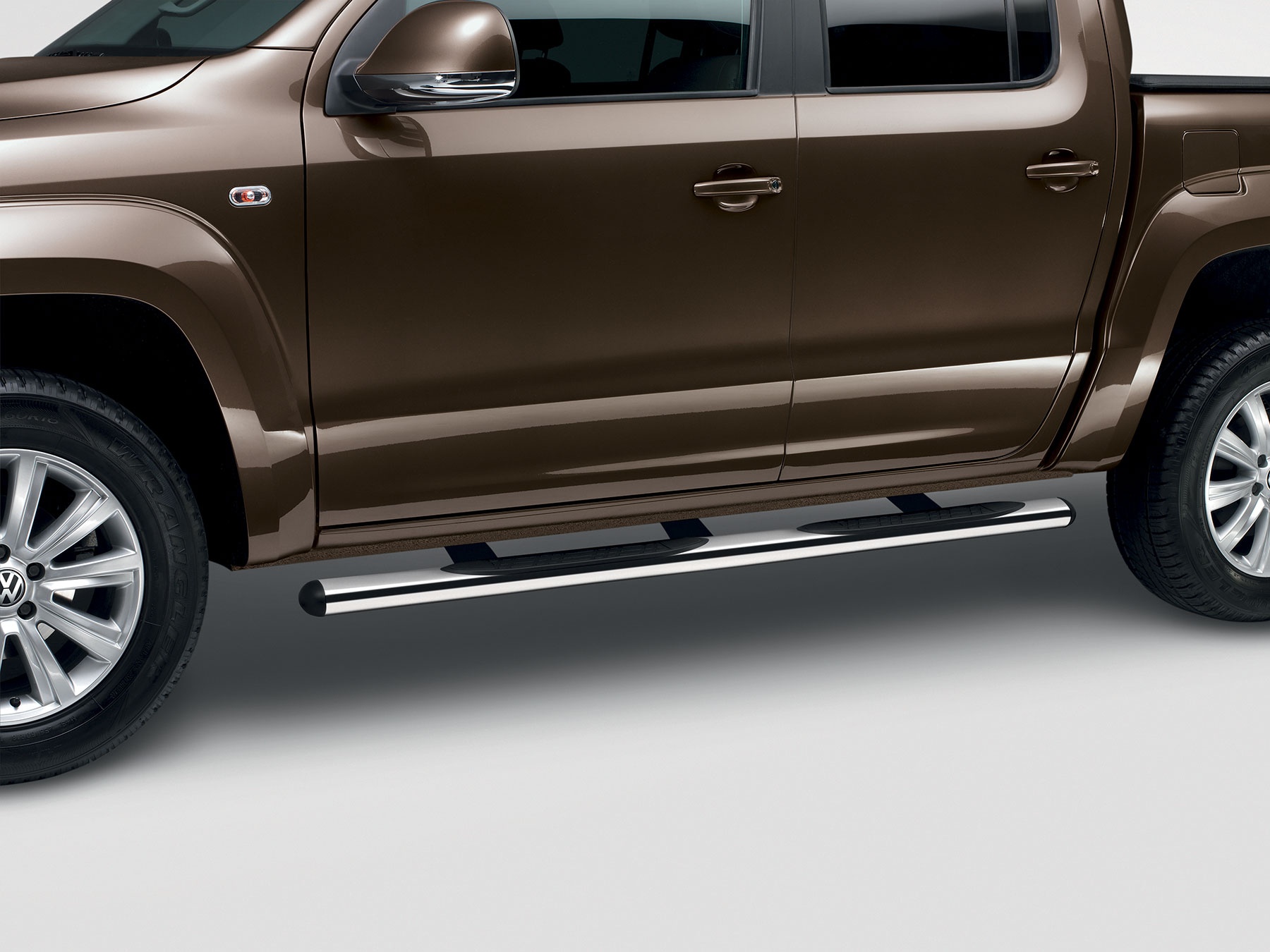 Marchepied en acier inoxydable avec revêtement antidérapant Amarok